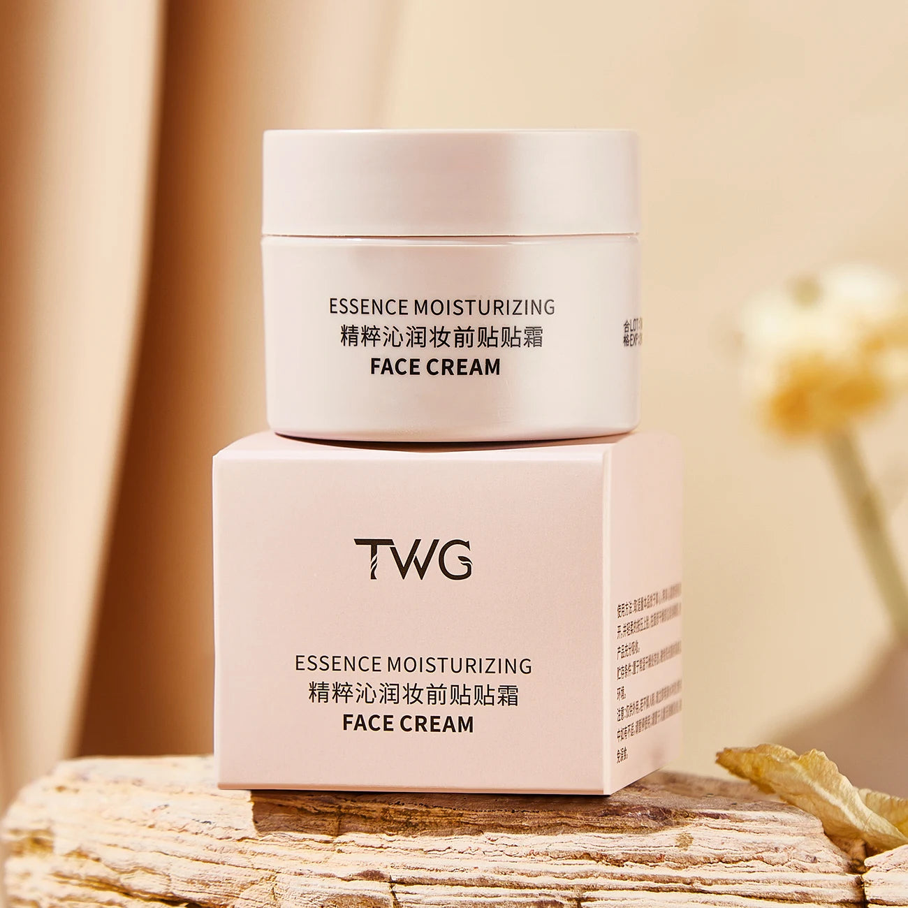 Moisturising Primer Foundation Cream — Natural Finish