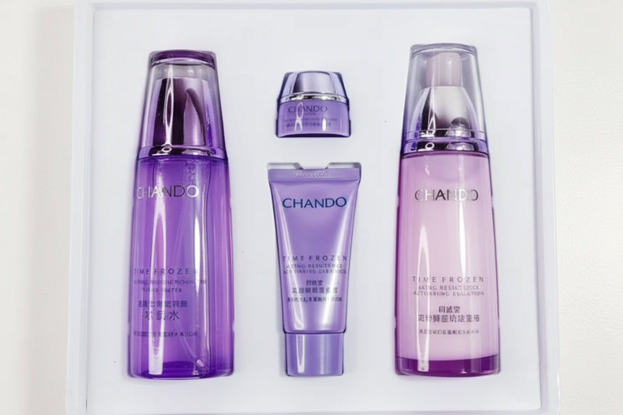 Chando facial care set in a white gift box, featuring a purple hydrating toner bottle, a small purple cream jar, and a lavender milk bottle, with Chinese text labels indicating product sizes and a purple bottom banner.