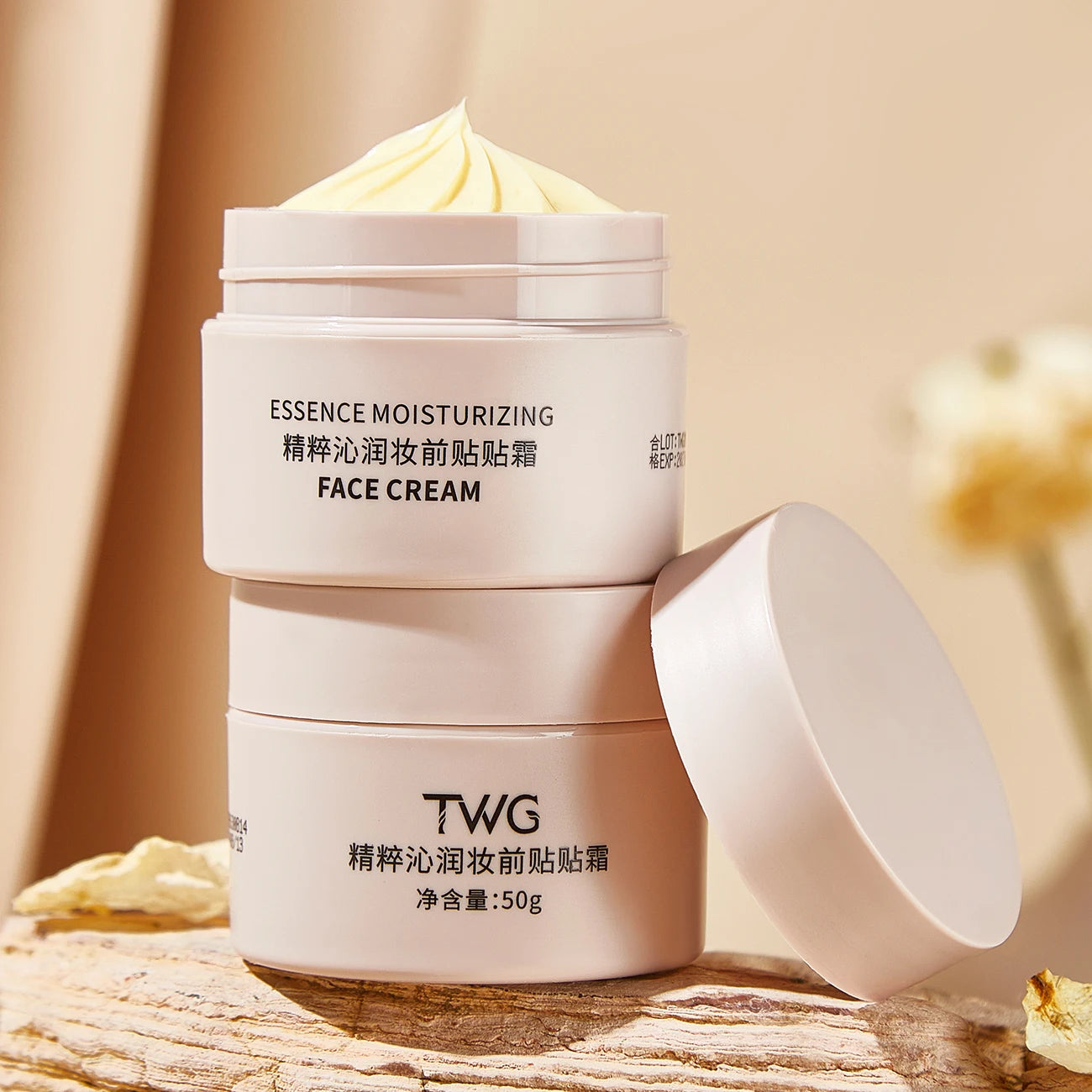 Moisturising Primer Foundation Cream — Natural Finish
