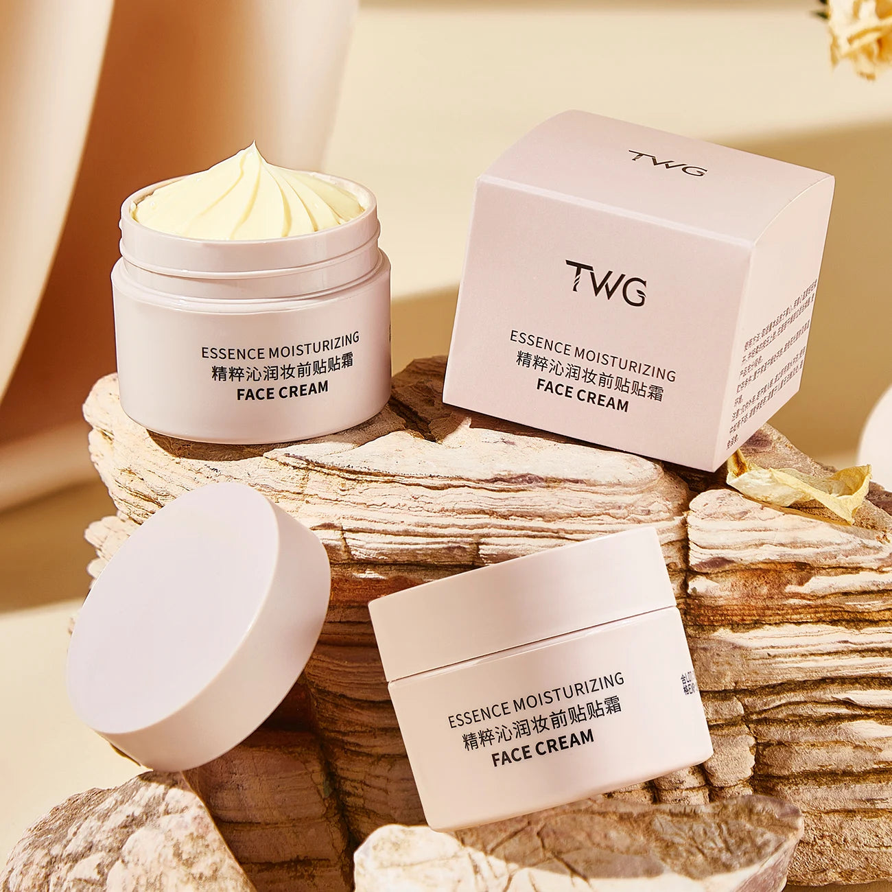 Moisturising Primer Foundation Cream — Natural Finish