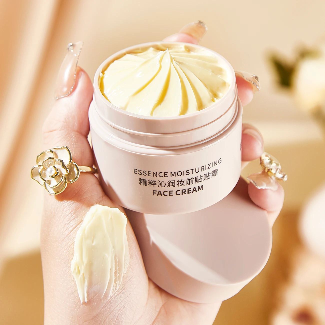 Moisturising Primer Foundation Cream — Natural Finish